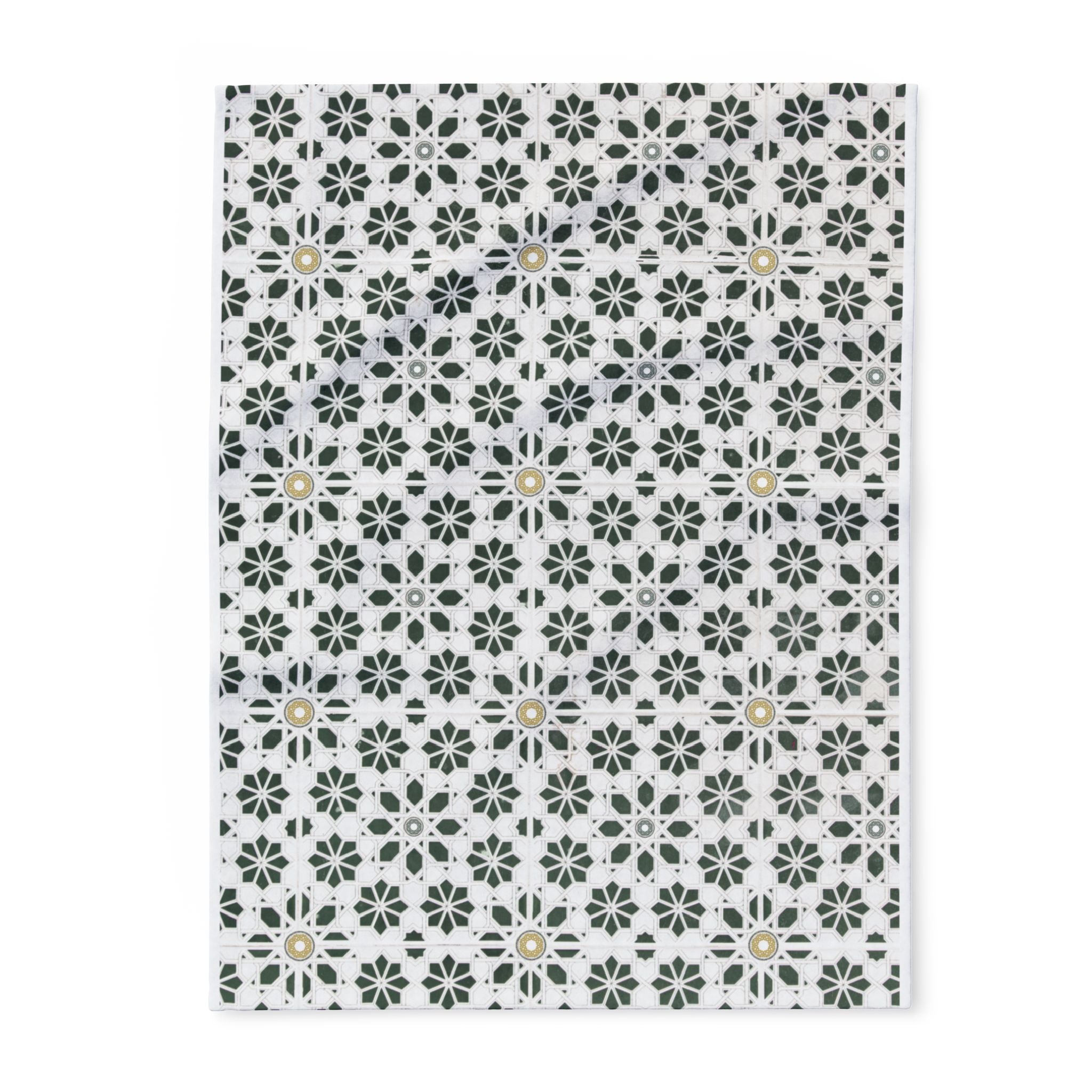 Arctic Fleece Blanket — Nordic Snowflake Floral Pattern Cozy Throw