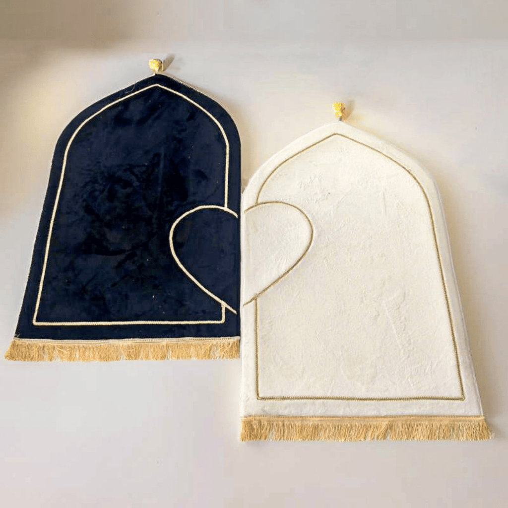Lace Prayer Mat – Premium Couple Set Sajadah with Soft Fabric & Islamic Design